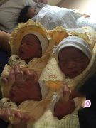 恭喜北京李氏夫妇成功抱上双胞胎